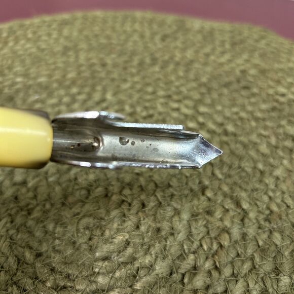 Vintage TRAV-L-BAR Bakelite Handle Stainless Steel Can & Bottle Opener - Picture 4 of 6